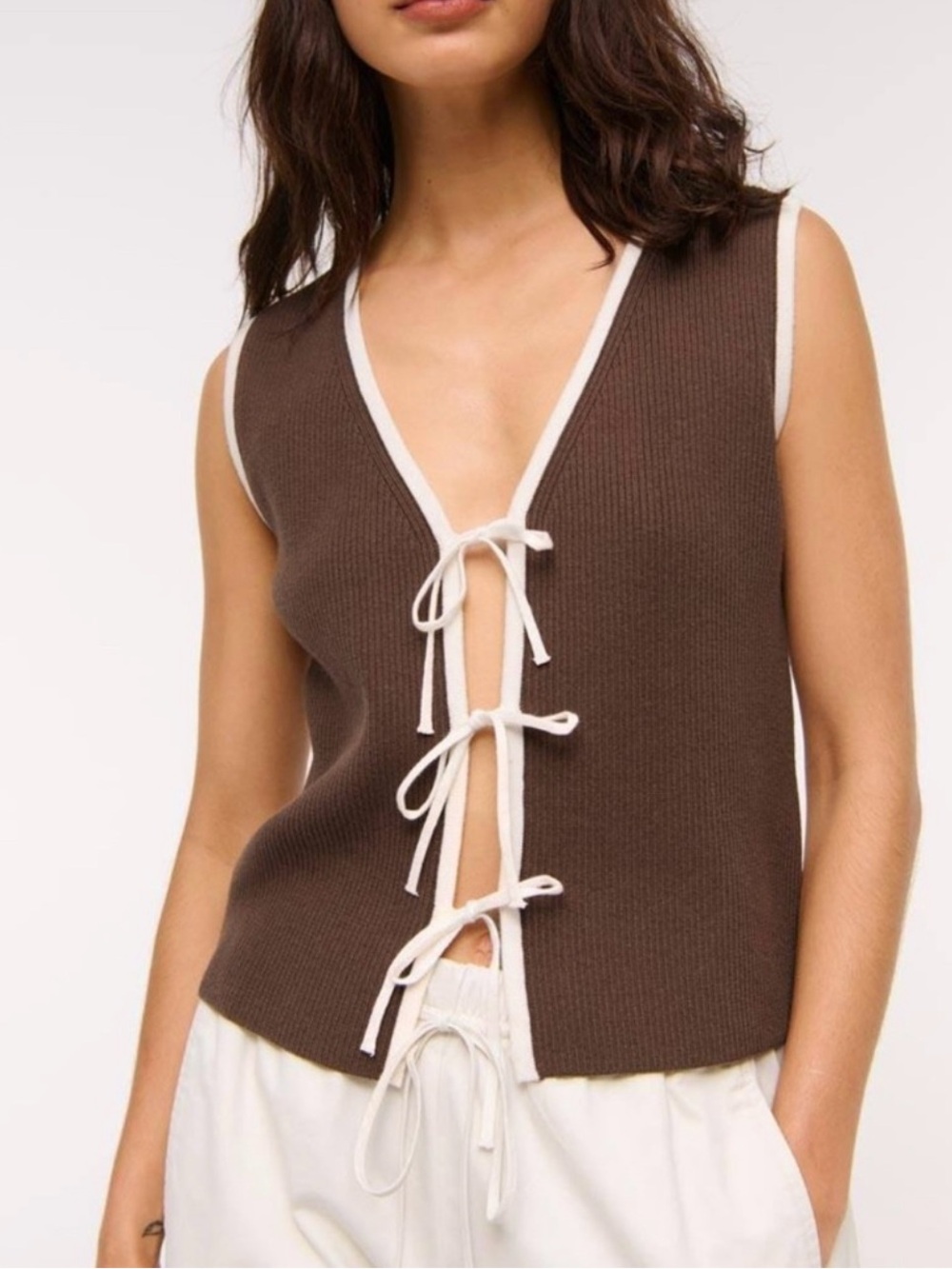 Abercrombie & Fitch Brown Tie-Front Sweater Vest with Cream Trim-Size XL